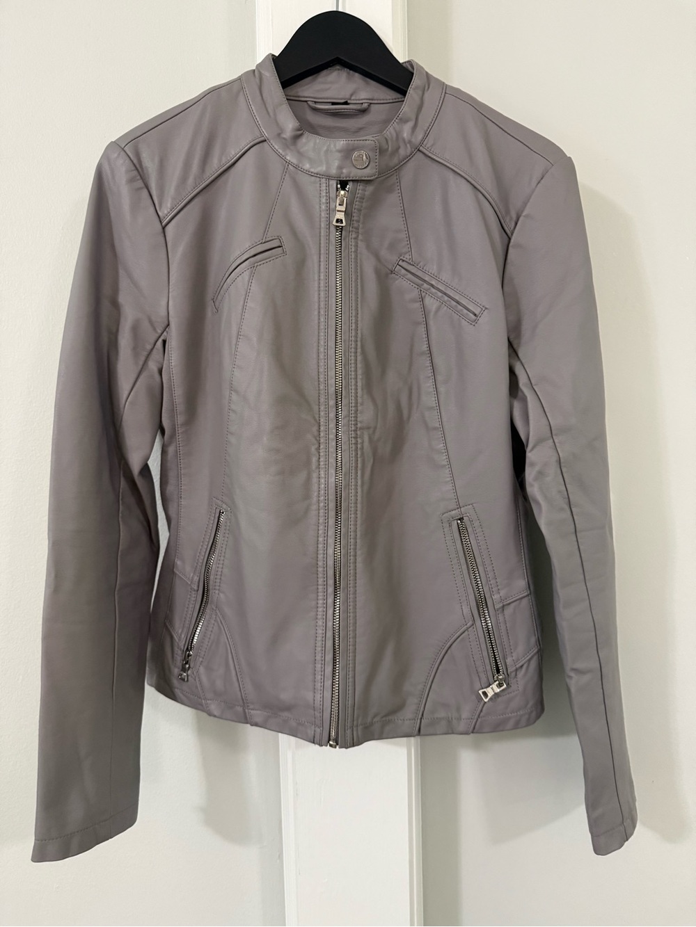 Guess Women's Light Gray Faux Leather Zip Front Jacket